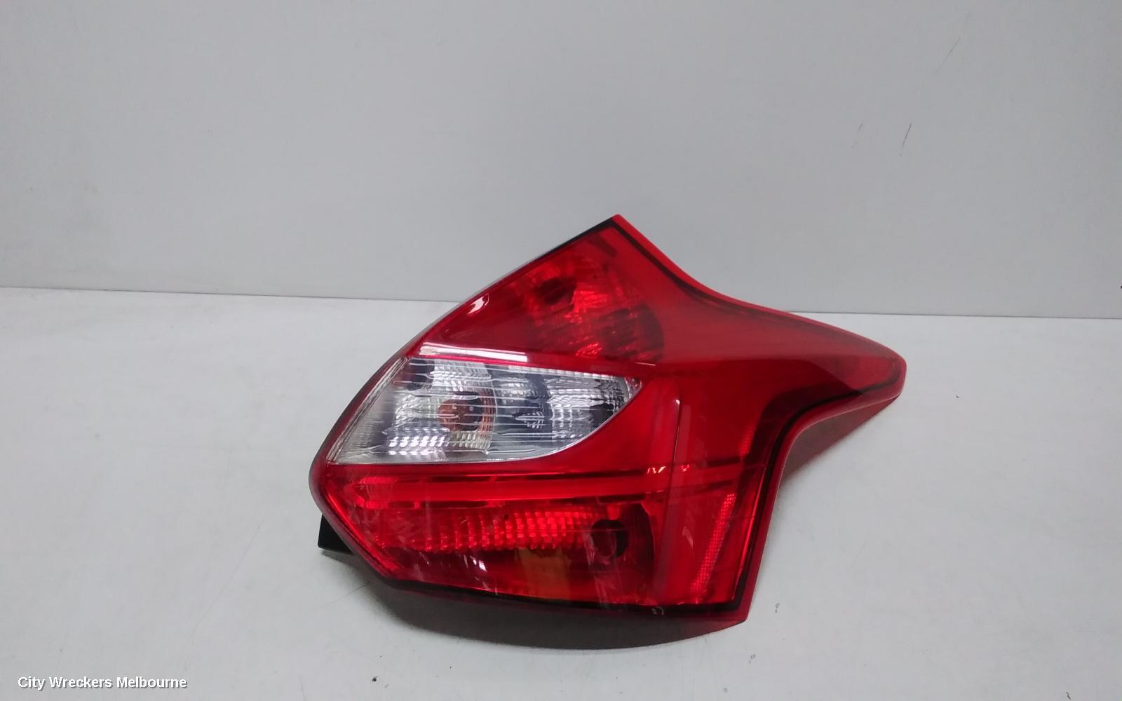 FORD FOCUS 2012 Right Taillight