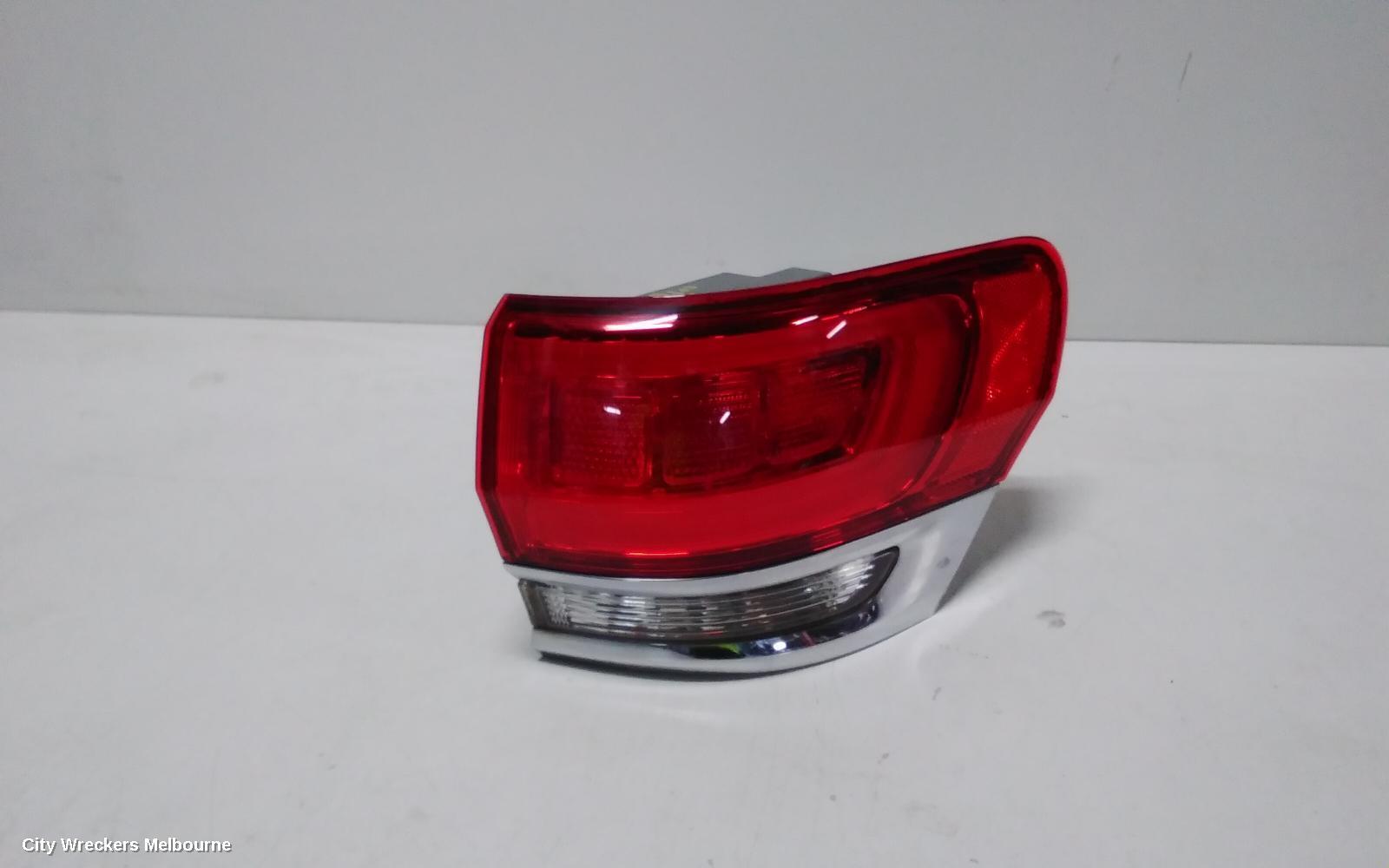 JEEP GRANDCHEROKEE 2014 Right Taillight