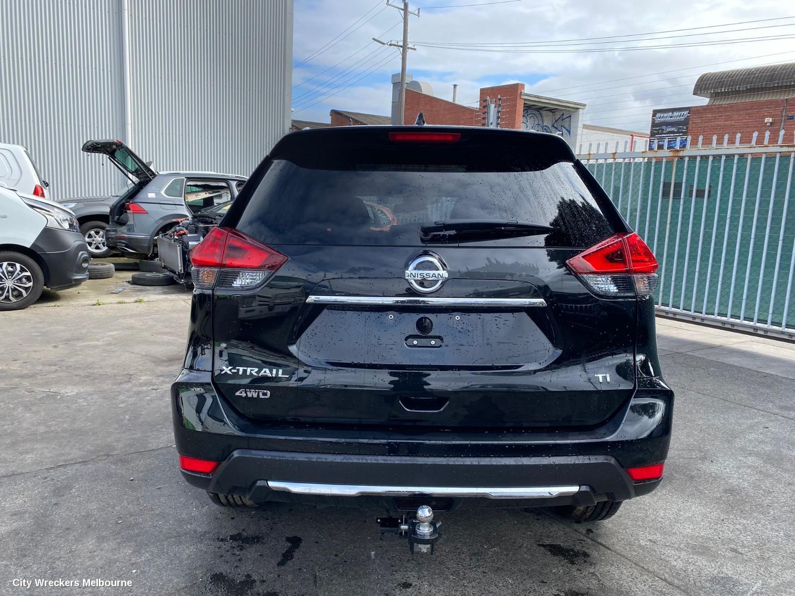 NISSAN XTRAIL 2019 Right Taillight