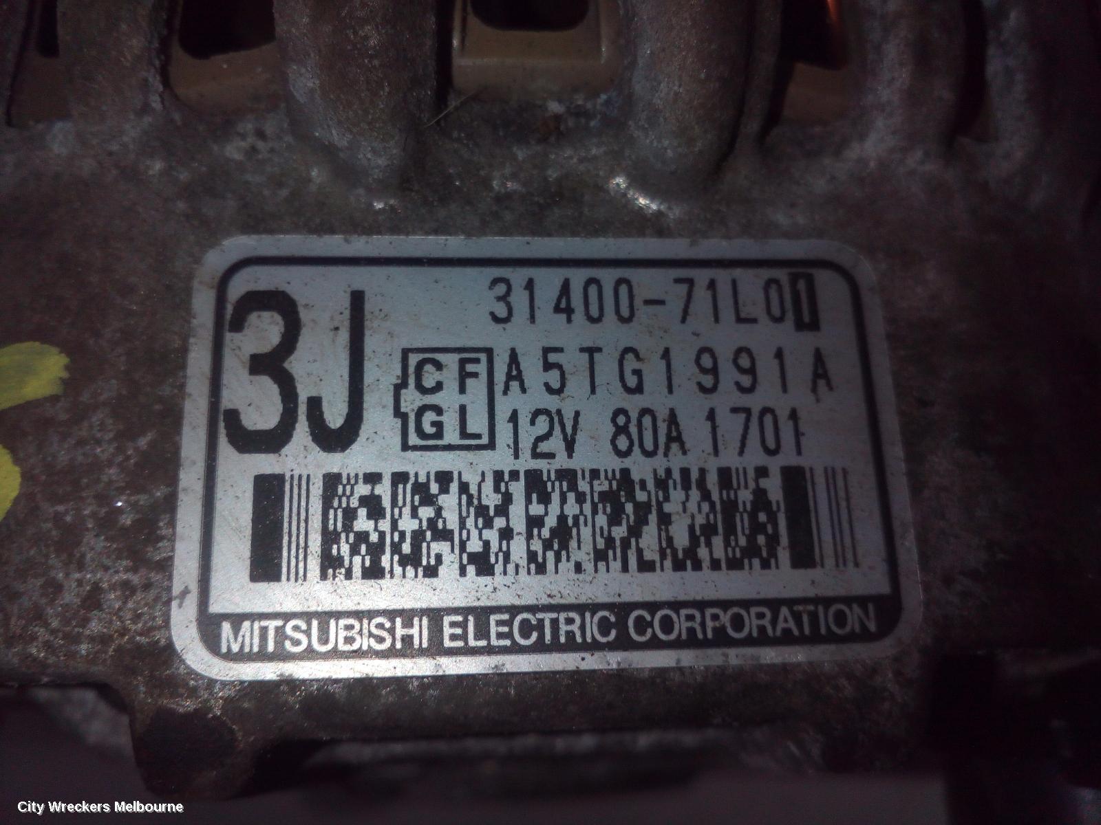 SUZUKI SWIFT 2011 Alternator