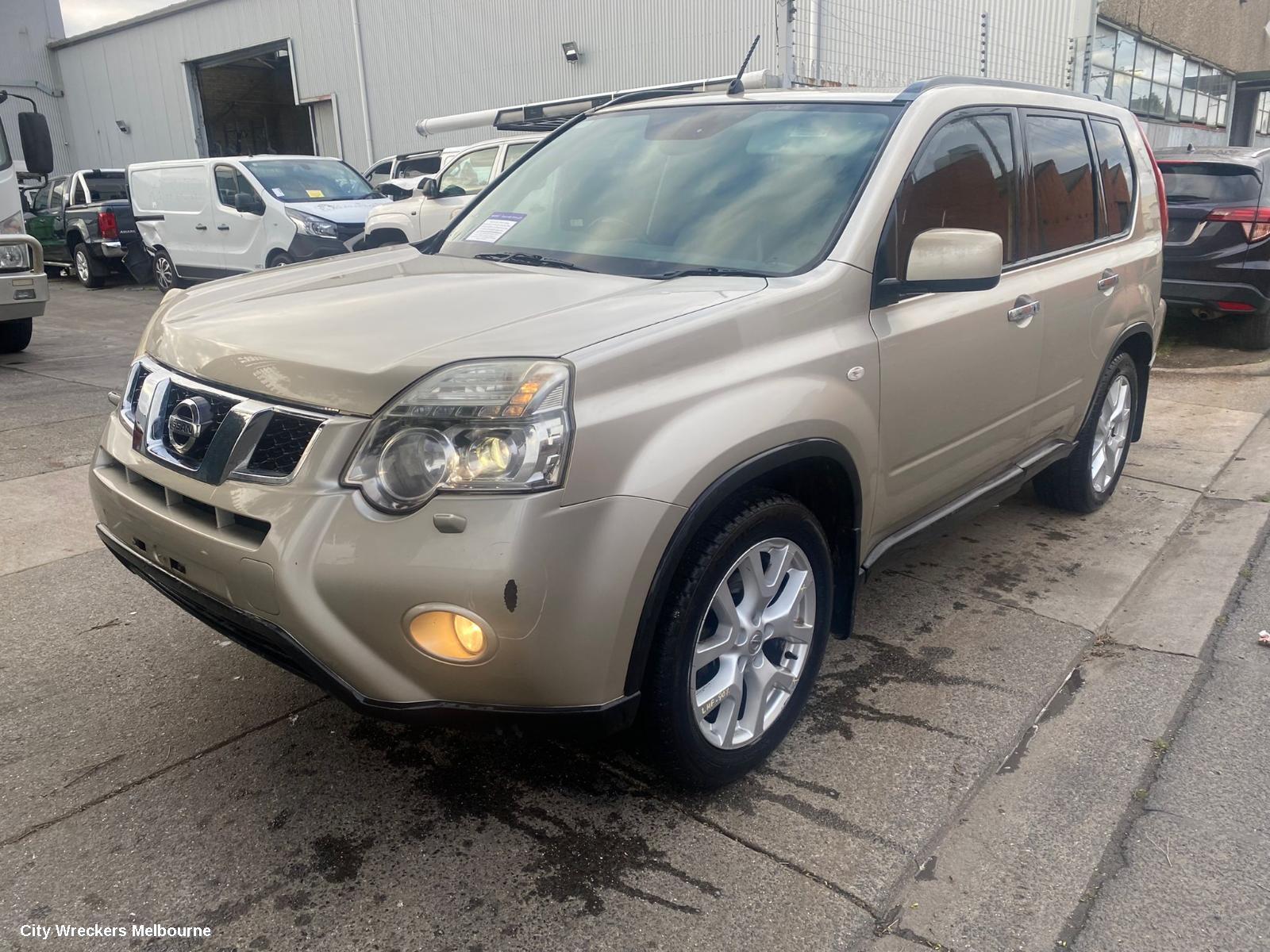 NISSAN XTRAIL 2011 Catalytic Converter