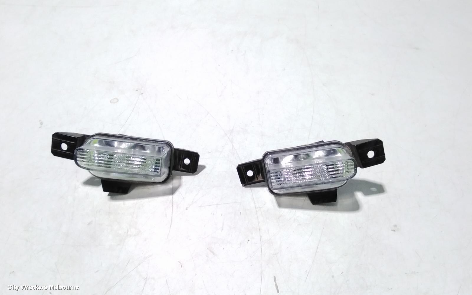 VOLKSWAGEN TIGUAN 2010 Number Plate Lamp