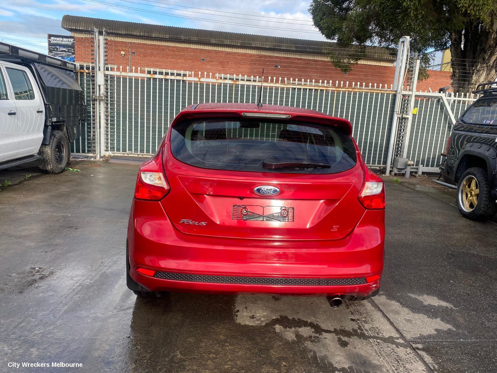 FORD FOCUS 2012 Right Taillight