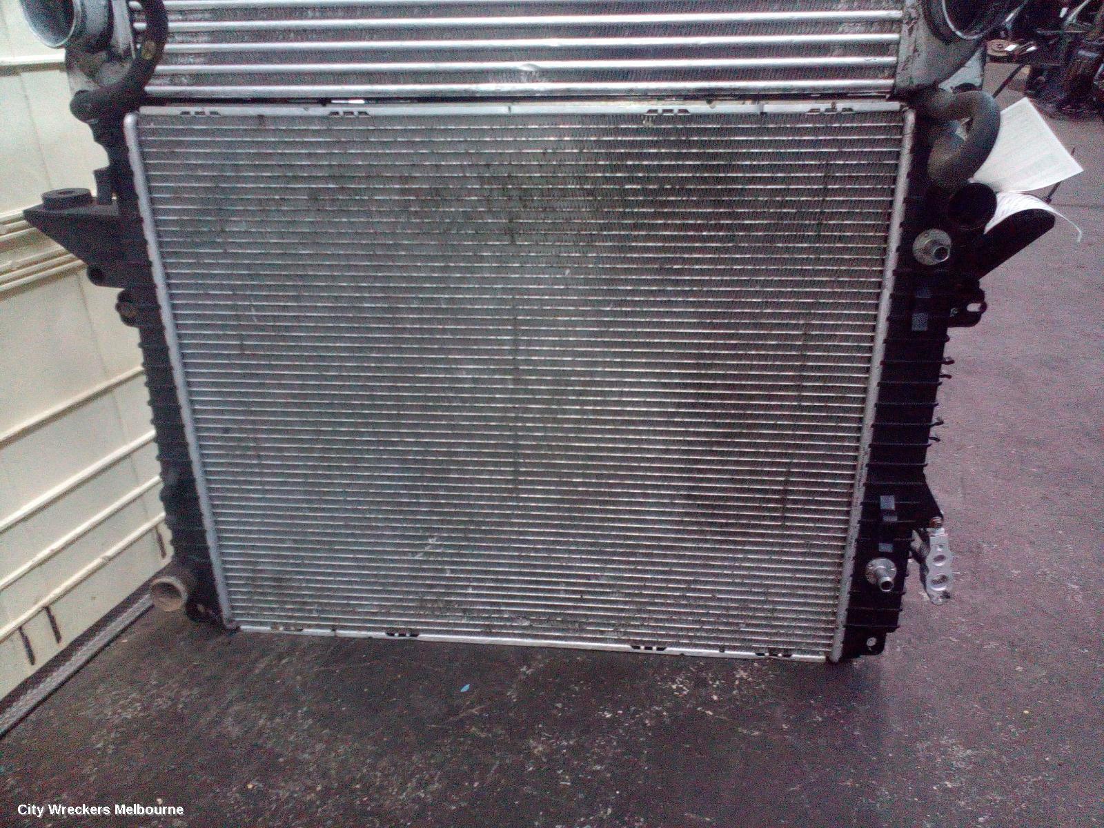 LAND ROVER RANGEROVER SPORT 2006 Radiator