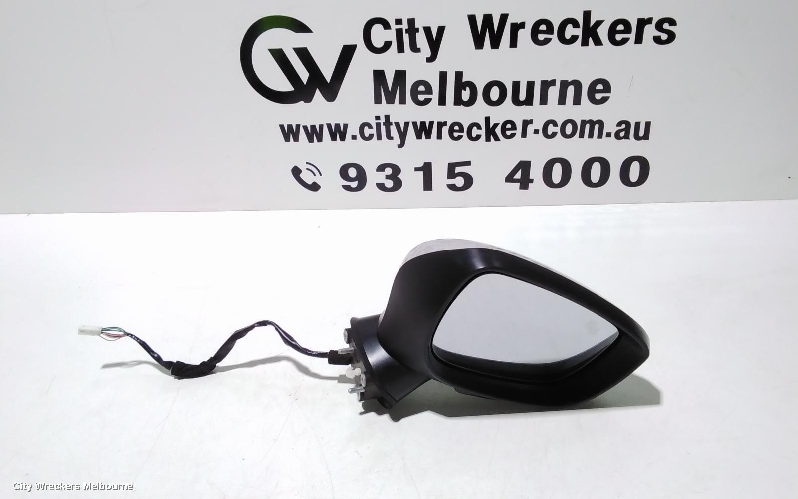 MAZDA CX3 2020 Right Door Mirror