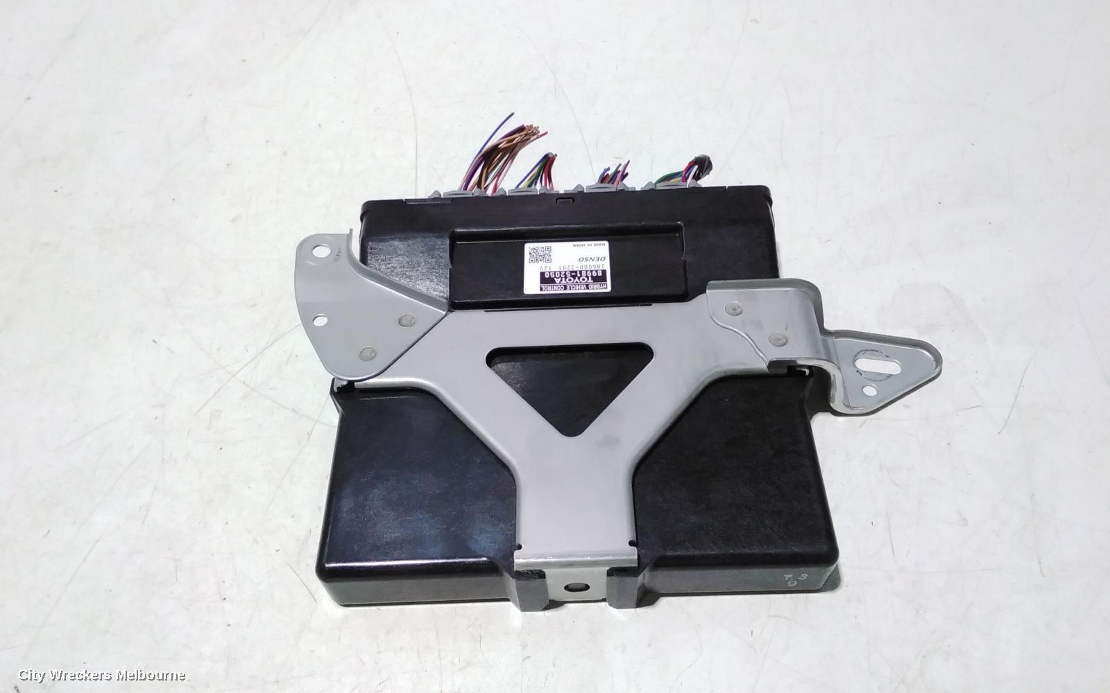 TOYOTA PRIUS 2015 Ecu