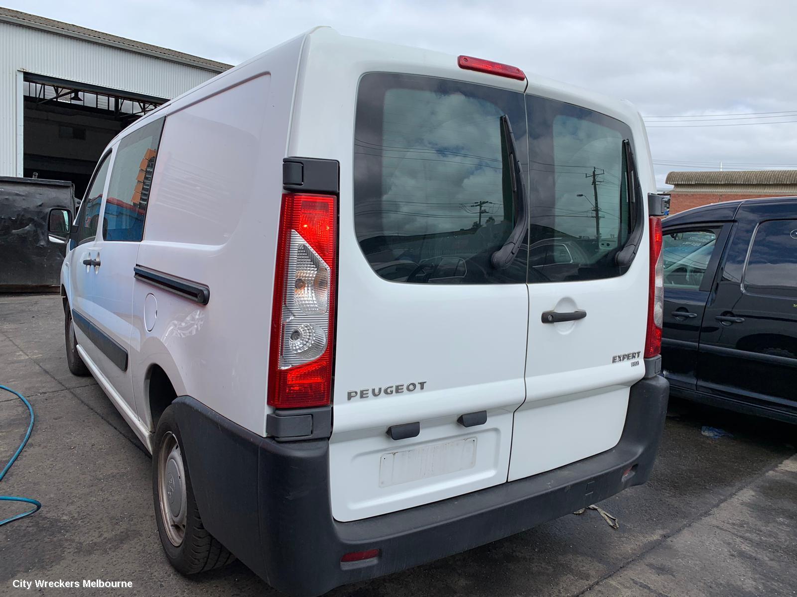 PEUGEOT EXPERT 2011 RIGHT_REAR_DOOR_SLIDING