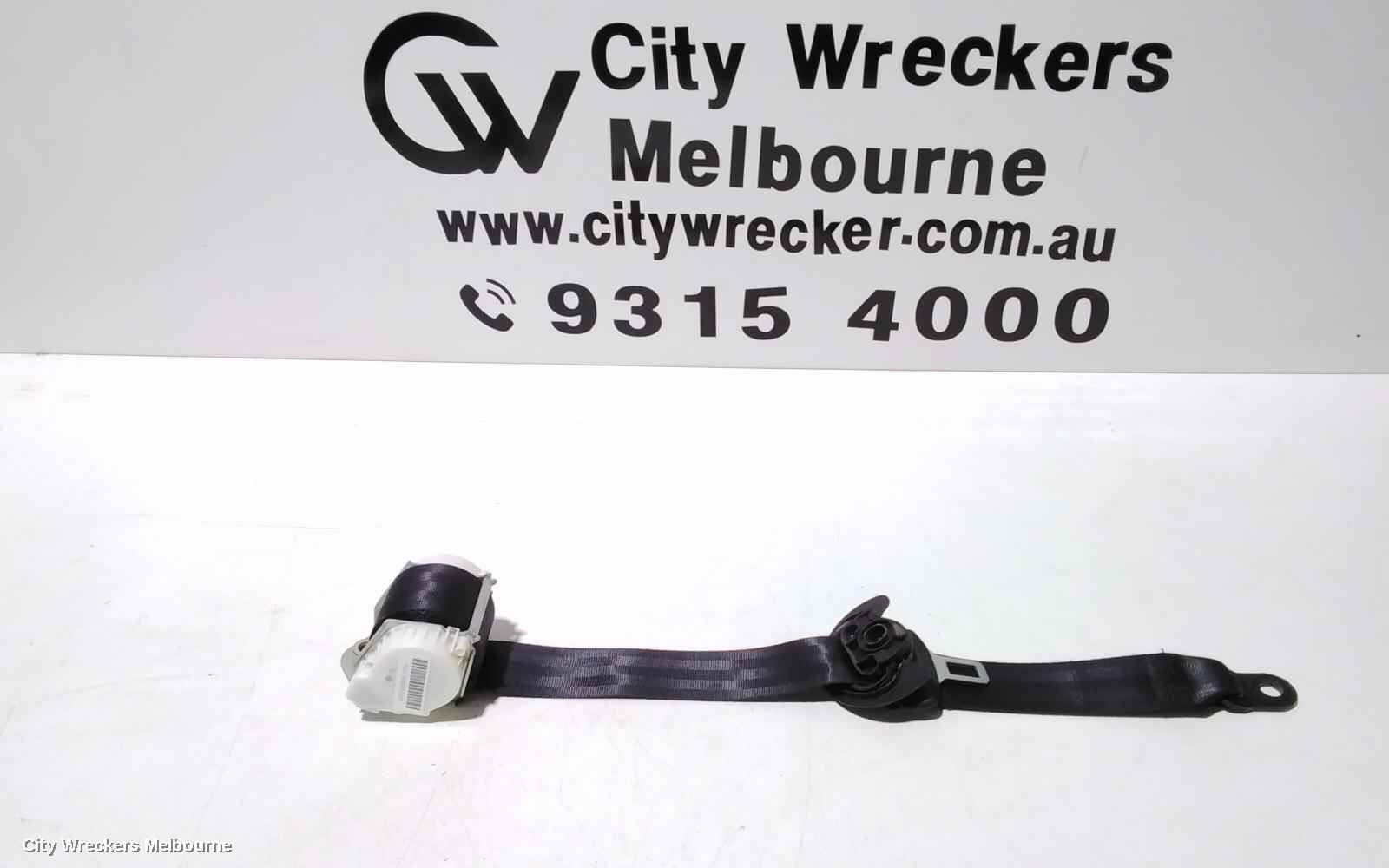 VOLKSWAGEN AMAROK 2014 Seatbelt/Stalk