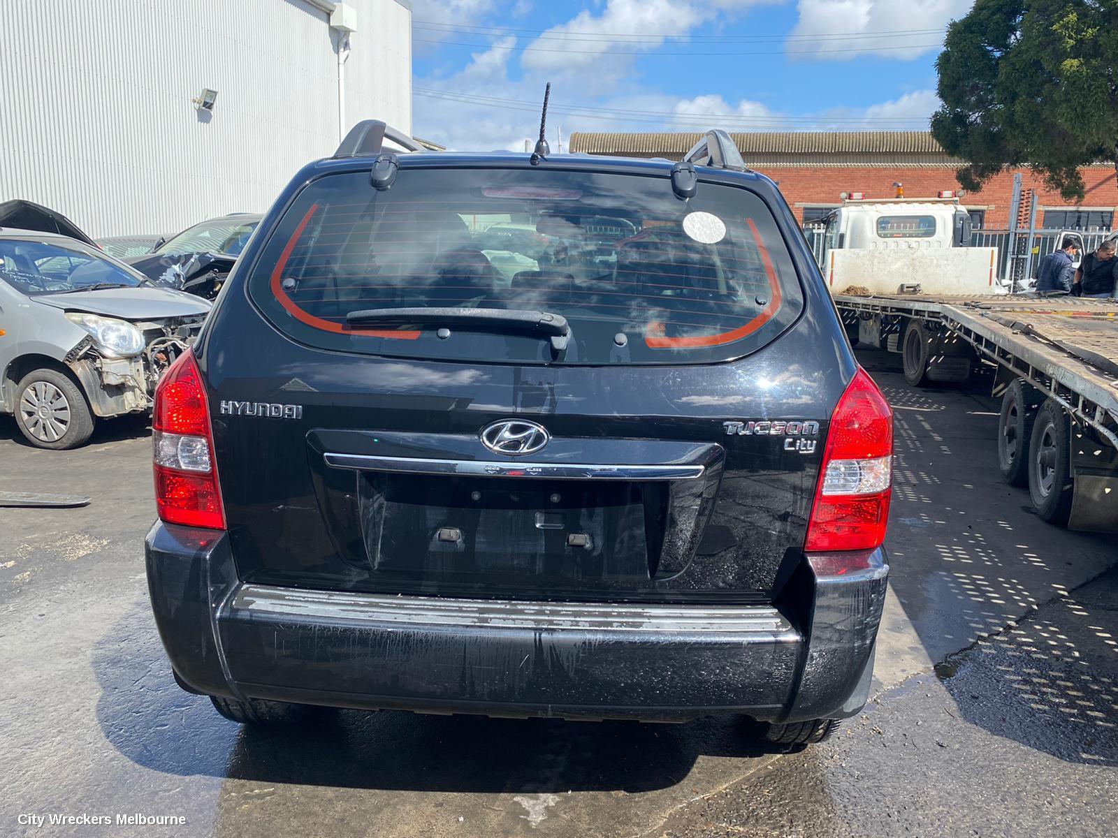 HYUNDAI TUCSON 2009 Rear Bumper