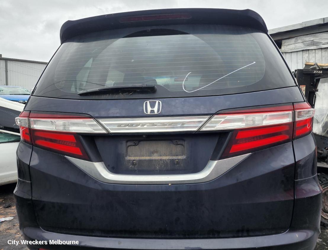 HONDA ODYSSEY 2014 Left Taillight