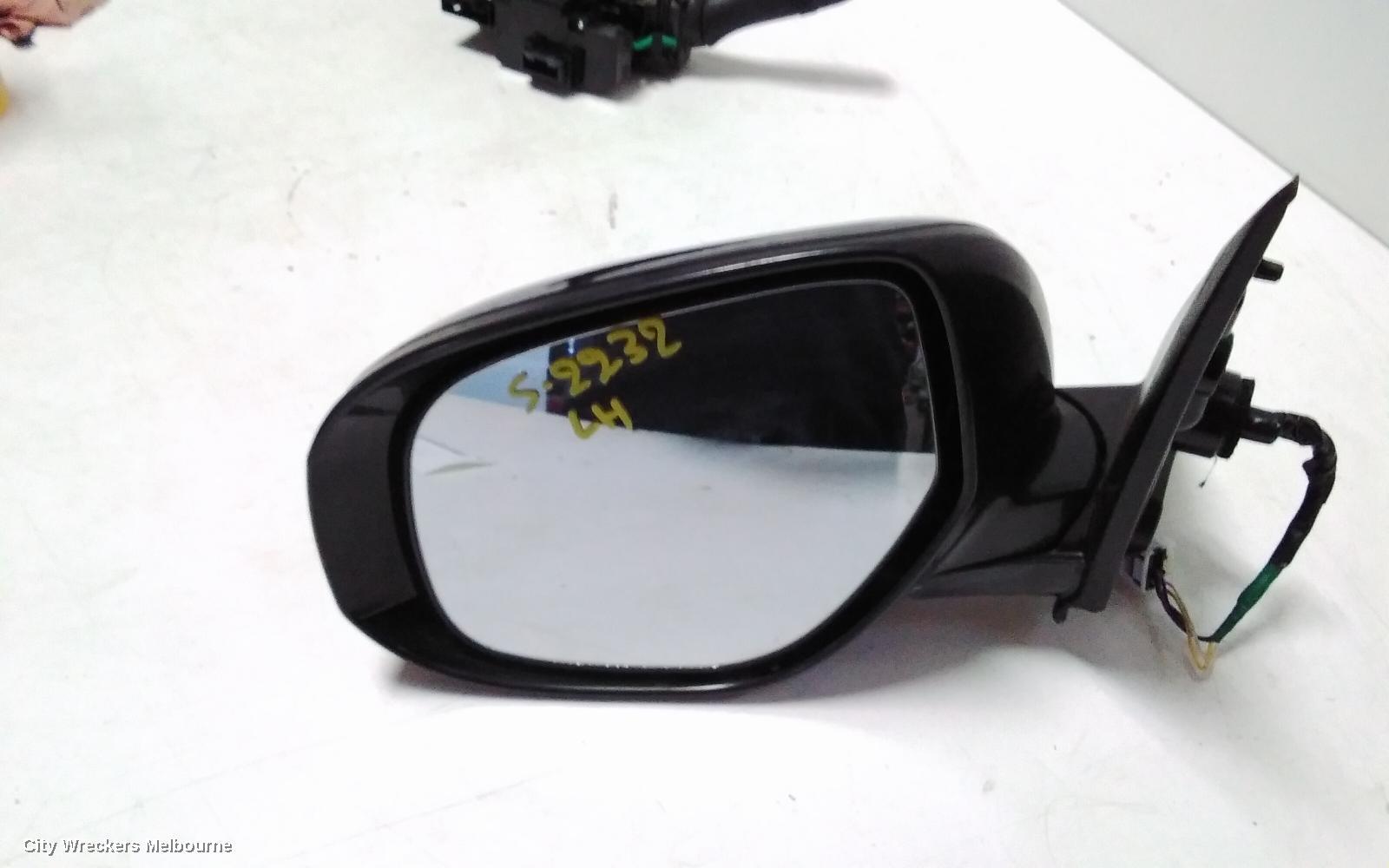 MITSUBISHI OUTLANDER 2014 Left Door Mirror