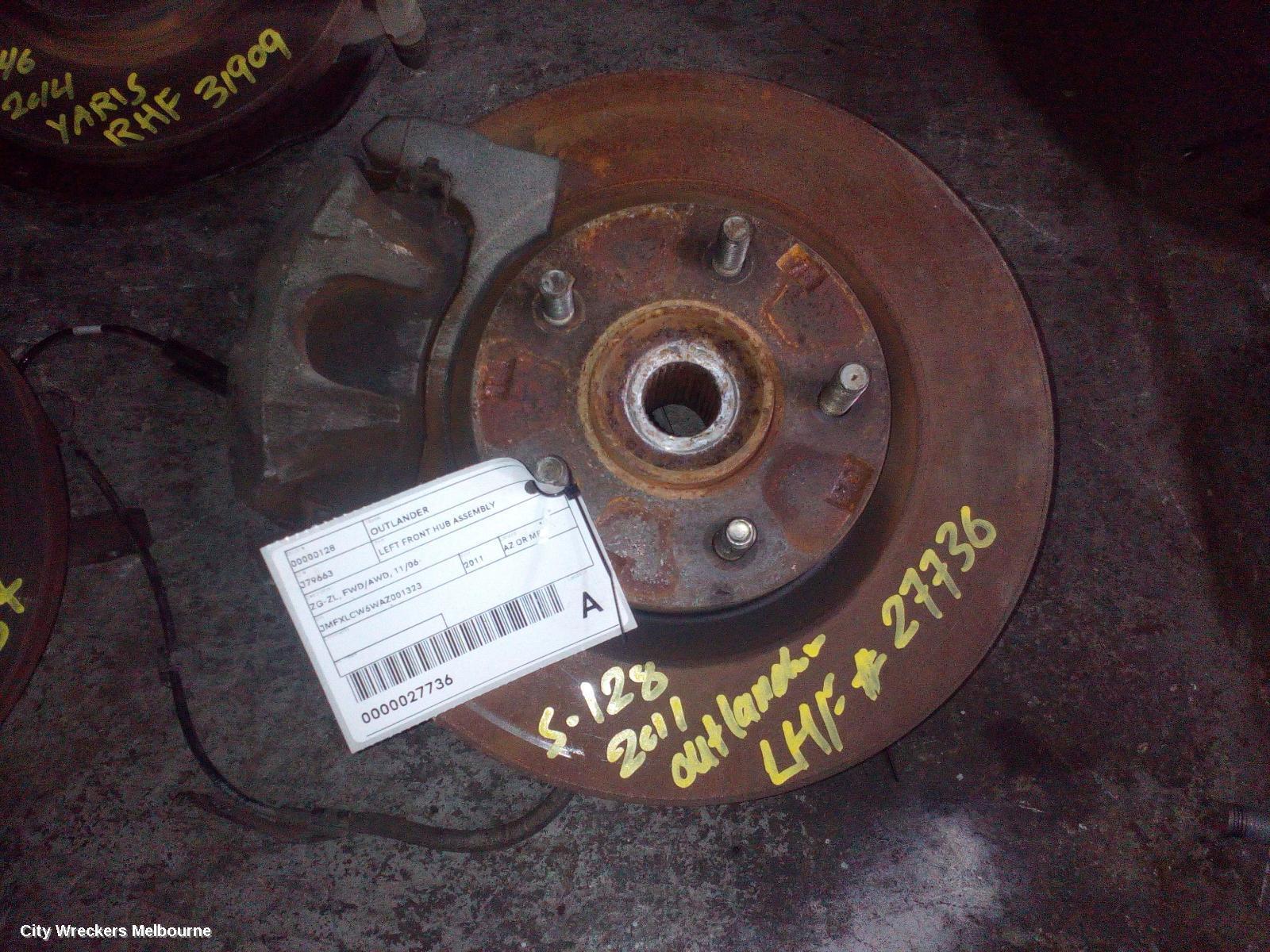 MITSUBISHI OUTLANDER 2011 Left Front Hub Assembly