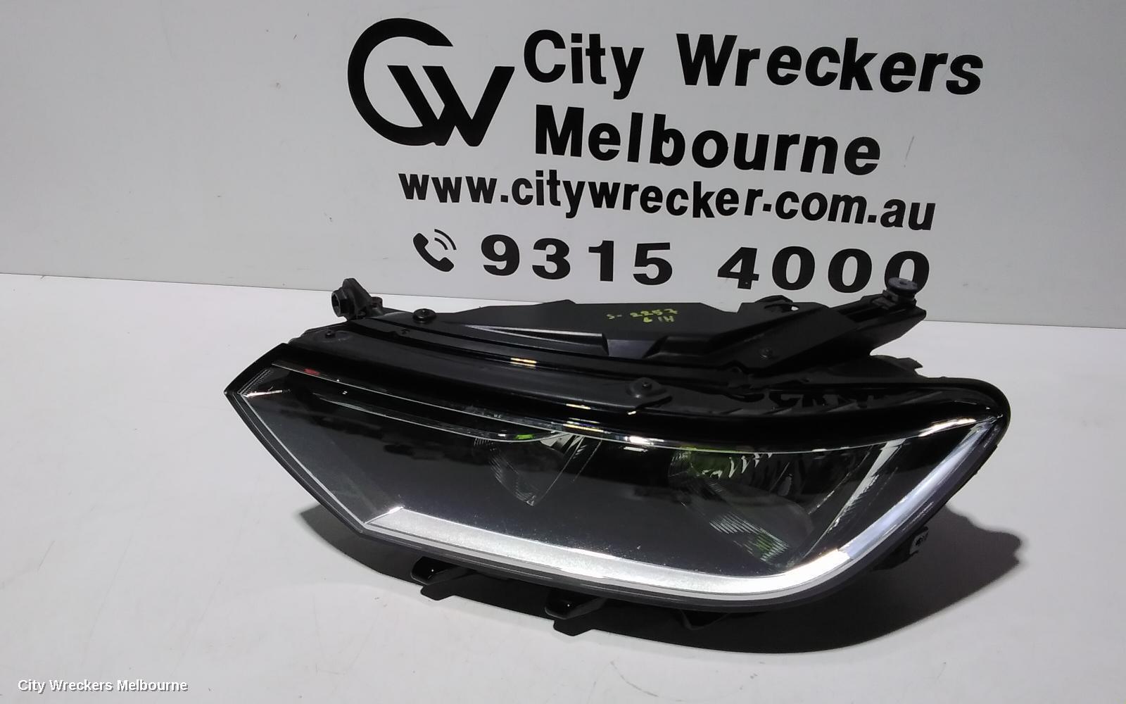 VOLKSWAGEN PASSAT 2016 Left Headlamp