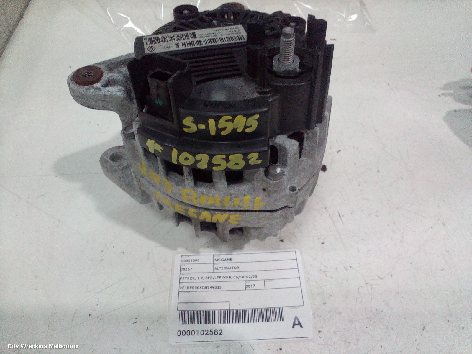 RENAULT MEGANE 2017 Alternator