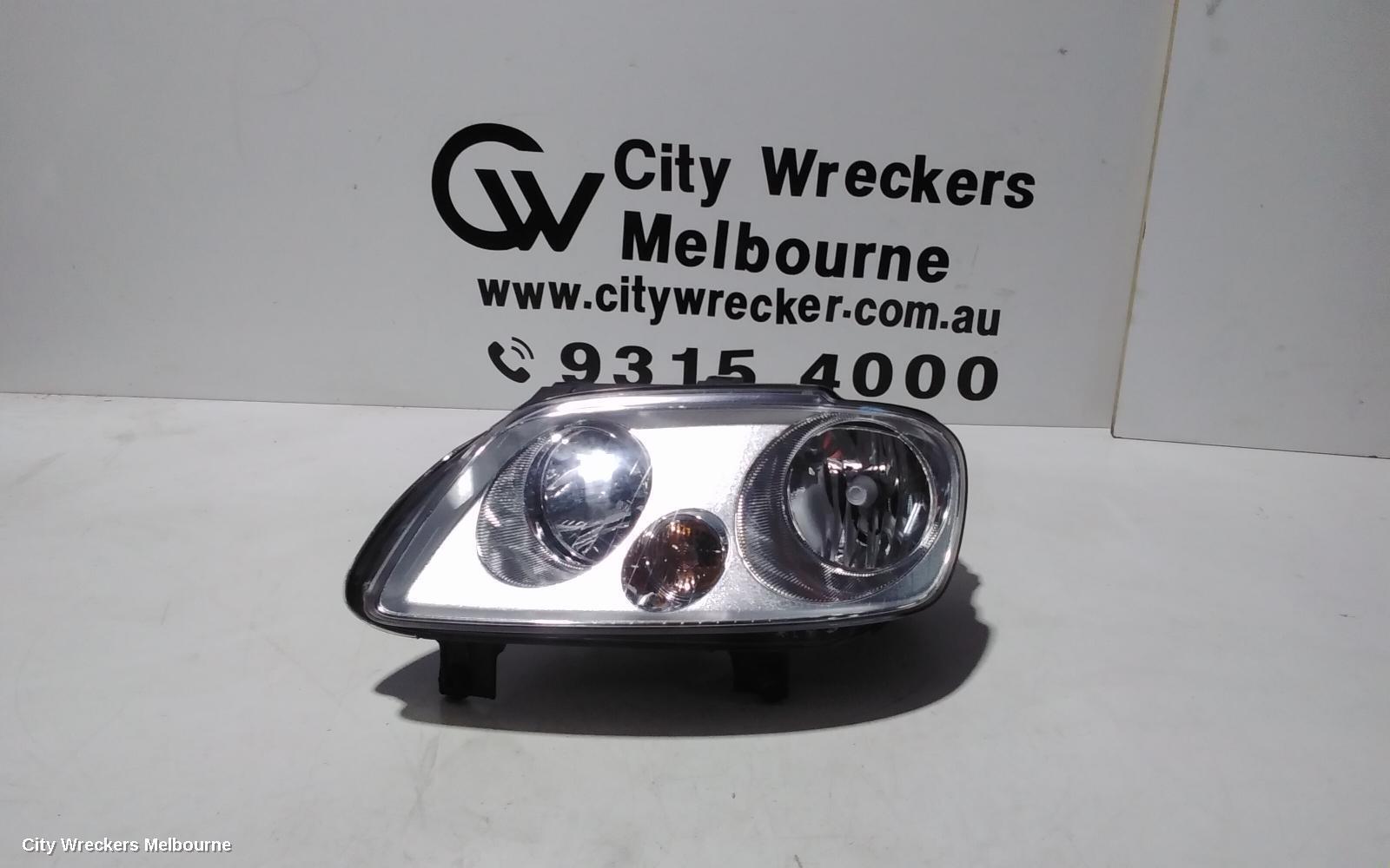 VOLKSWAGEN CADDY 2007 Left Headlamp