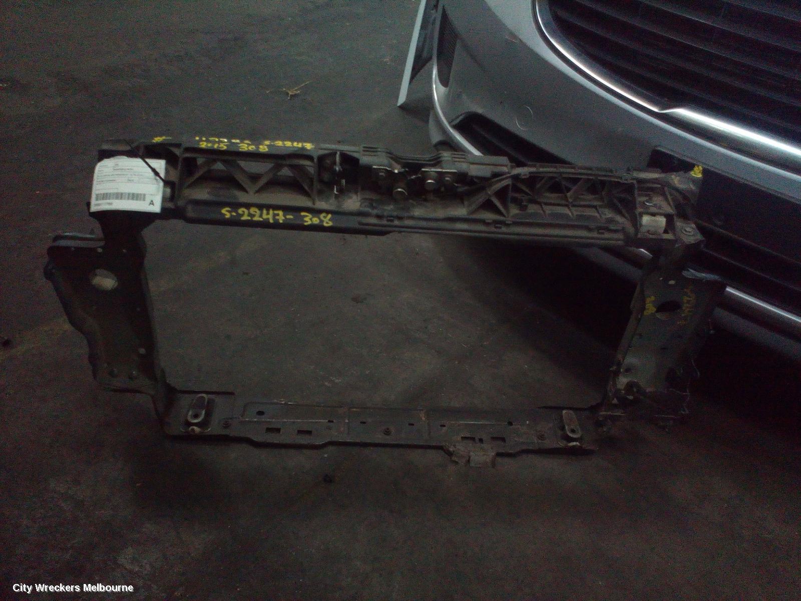 PEUGEOT 308 2015 Radiator Support