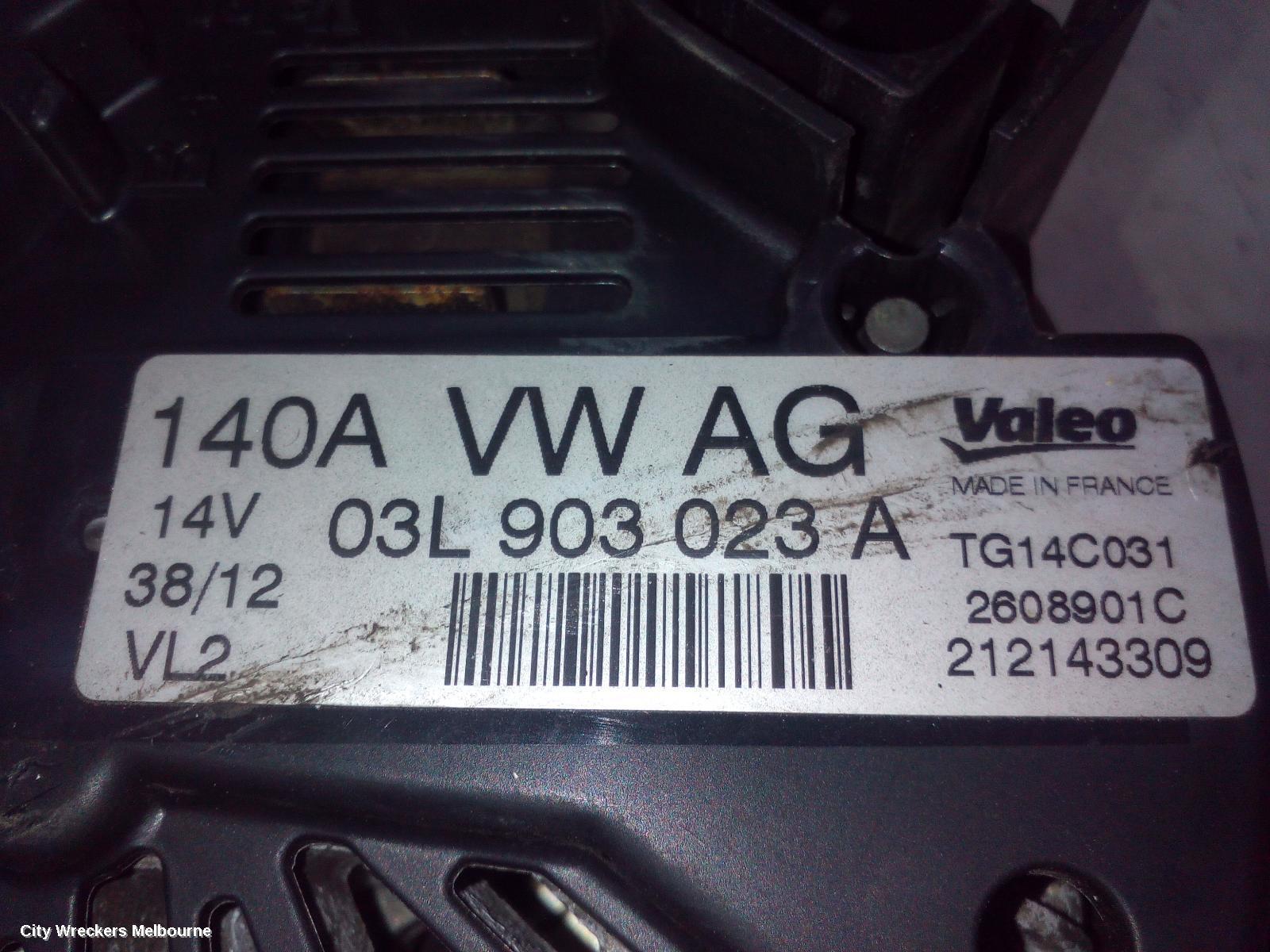 VOLKSWAGEN TIGUAN 2013 Alternator