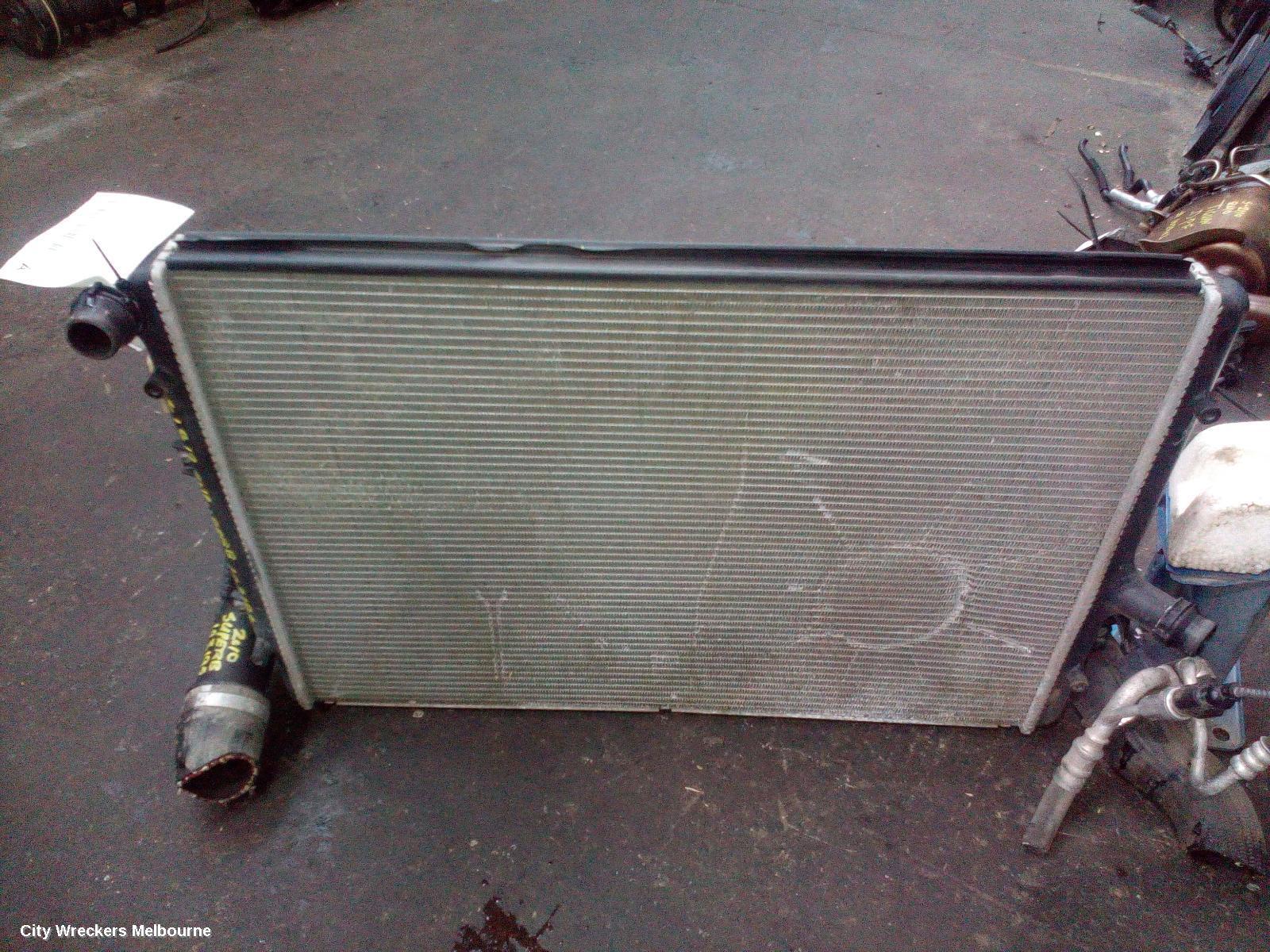 SKODA SUPERB 2010 Radiator