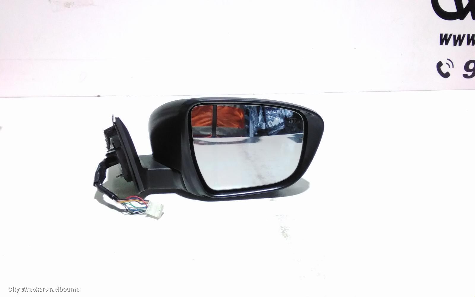 NISSAN XTRAIL 2018 Right Door Mirror