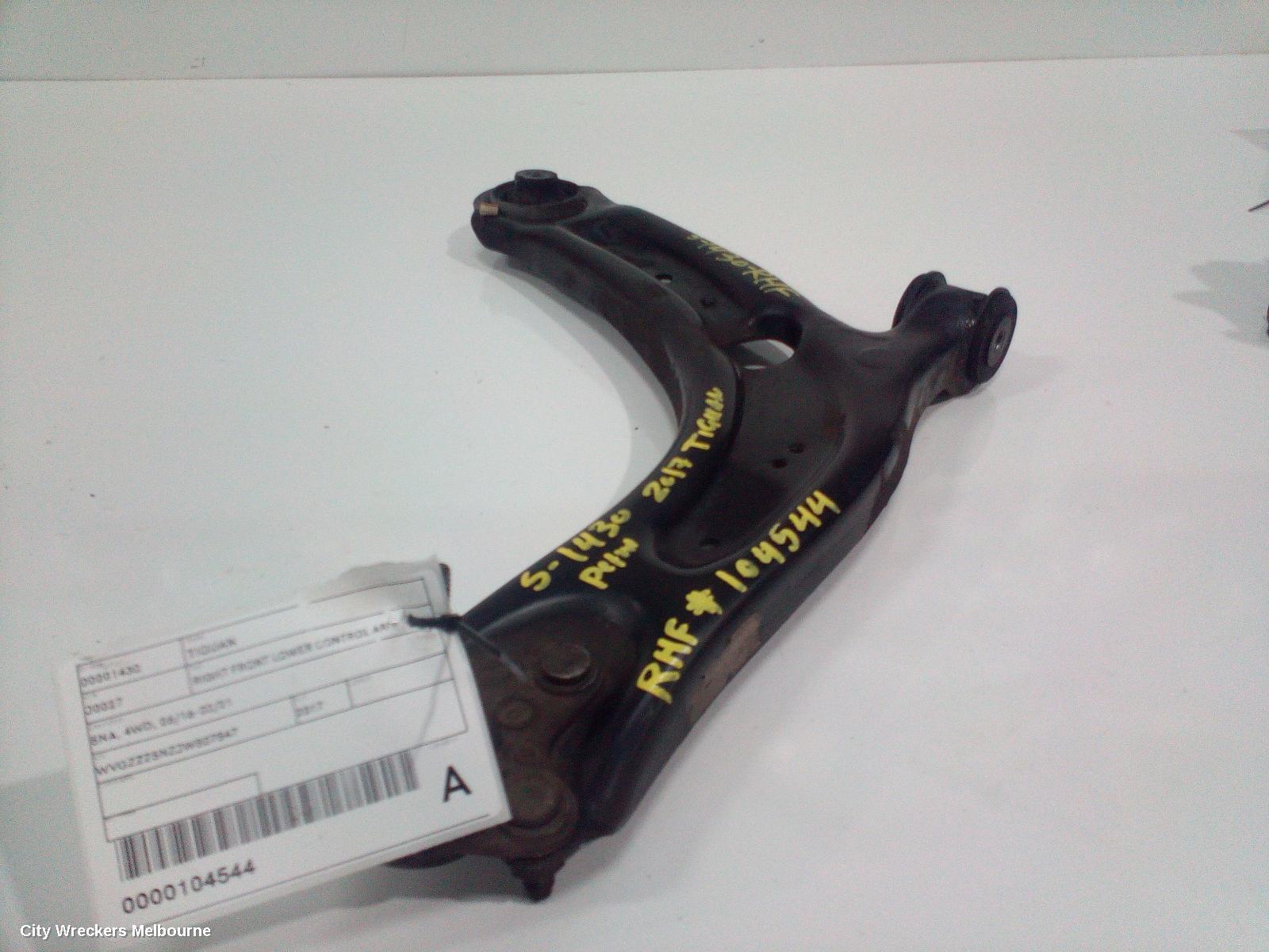 VOLKSWAGEN TIGUAN 2017 Right Front Lower Control Arm