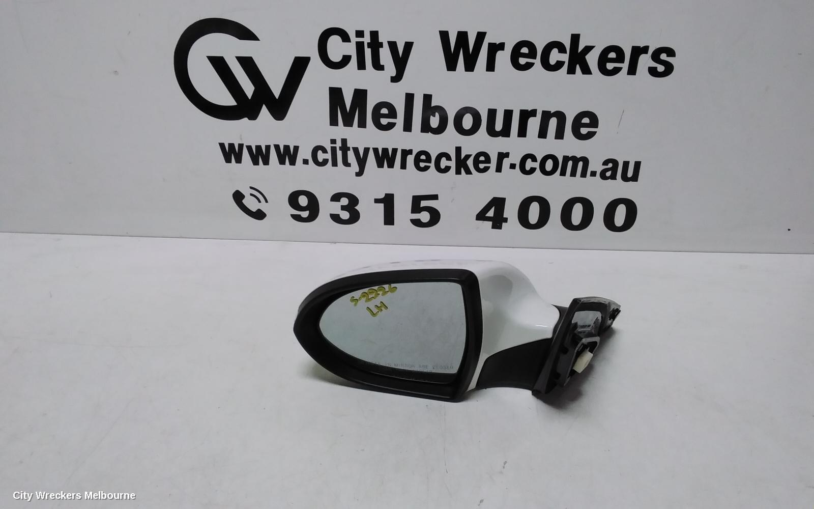 KIA SPORTAGE 2012 Left Door Mirror