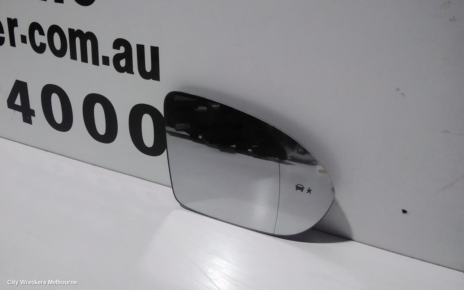 HOLDEN COMMODORE 2020 Right Door Mirror