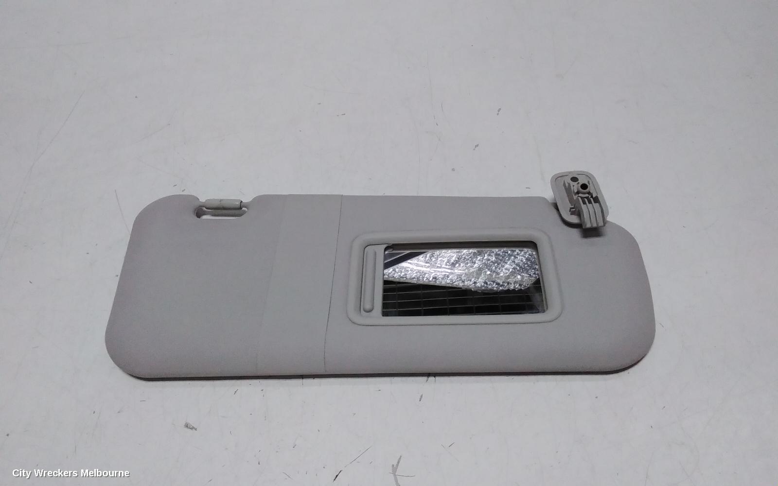 MAZDA 3 2009 Sunvisor