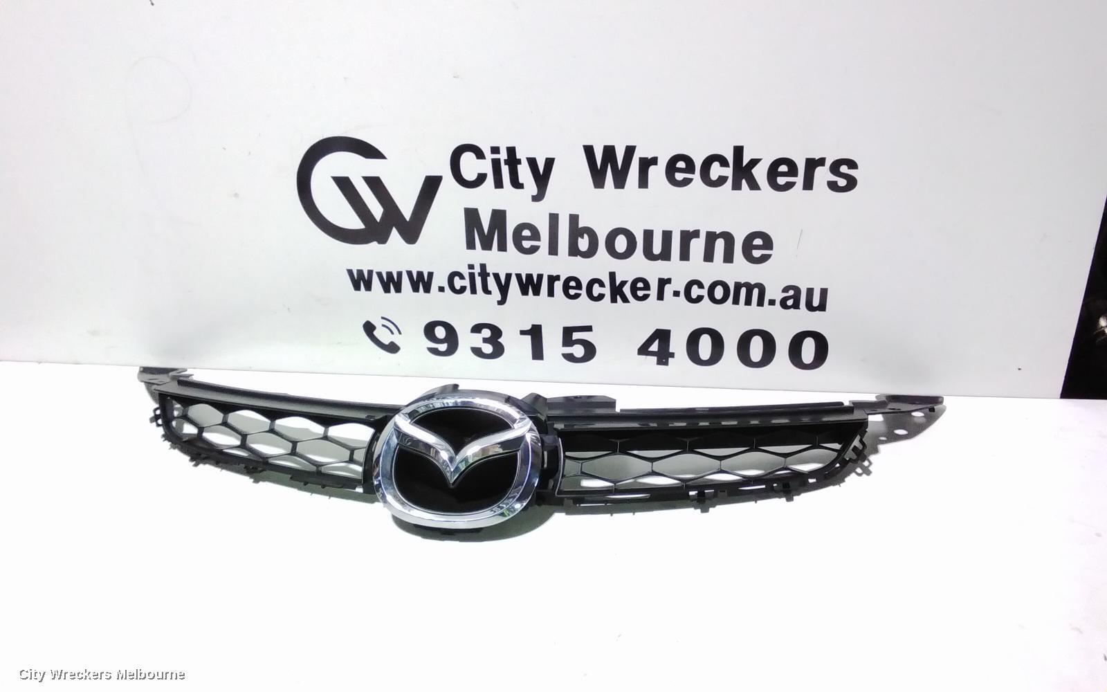 MAZDA CX7 2011 Grille