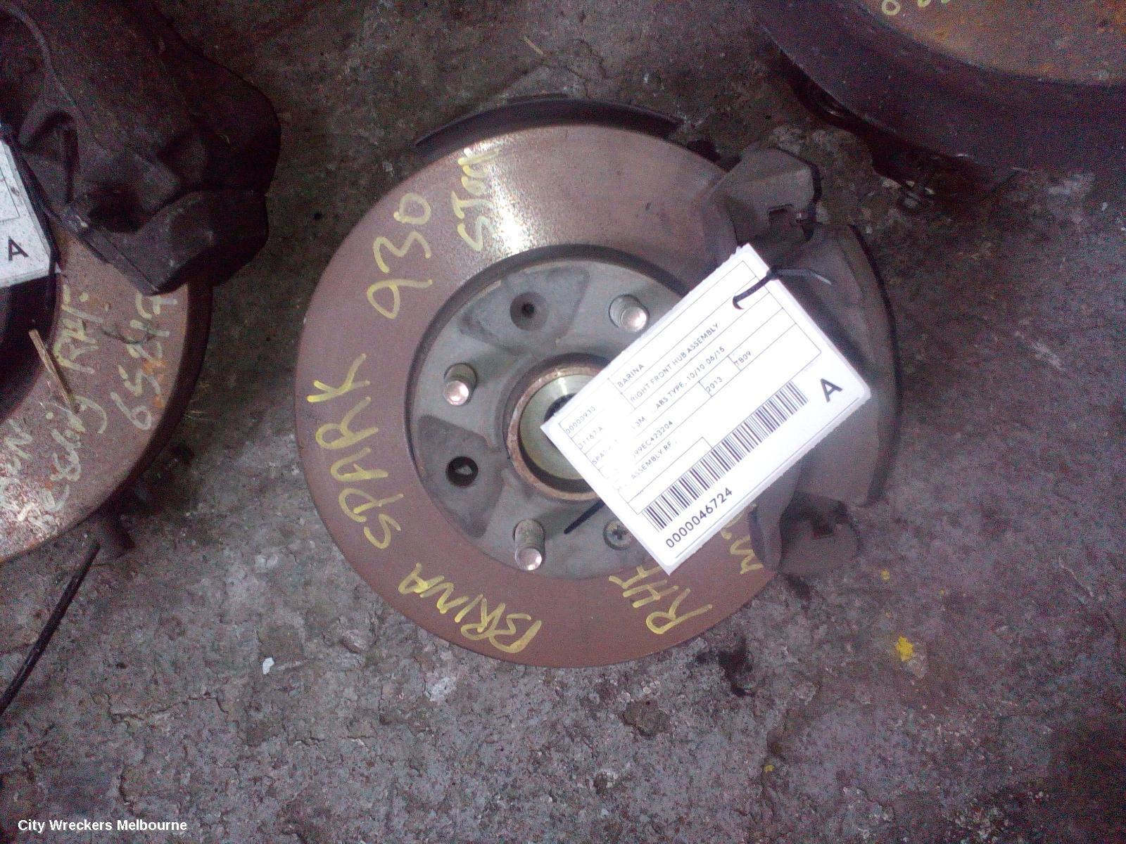 HOLDEN BARINA 2013 Right Front Hub Assembly