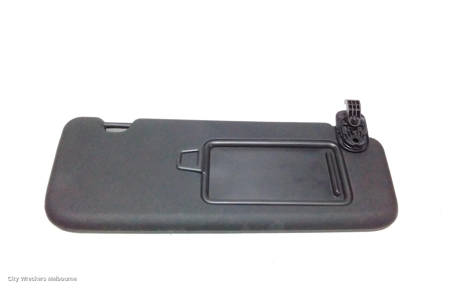 HYUNDAI I30 2017 Sunvisor