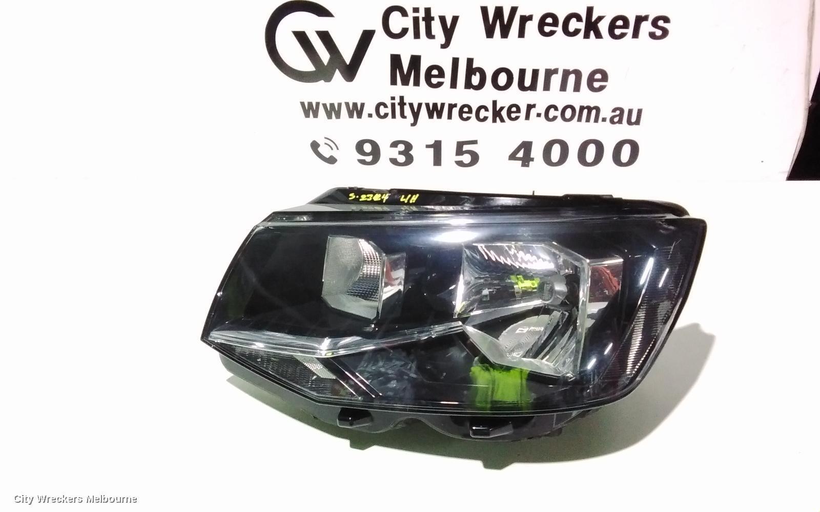 VOLKSWAGEN TRANSPORTER 2016 Left Headlamp