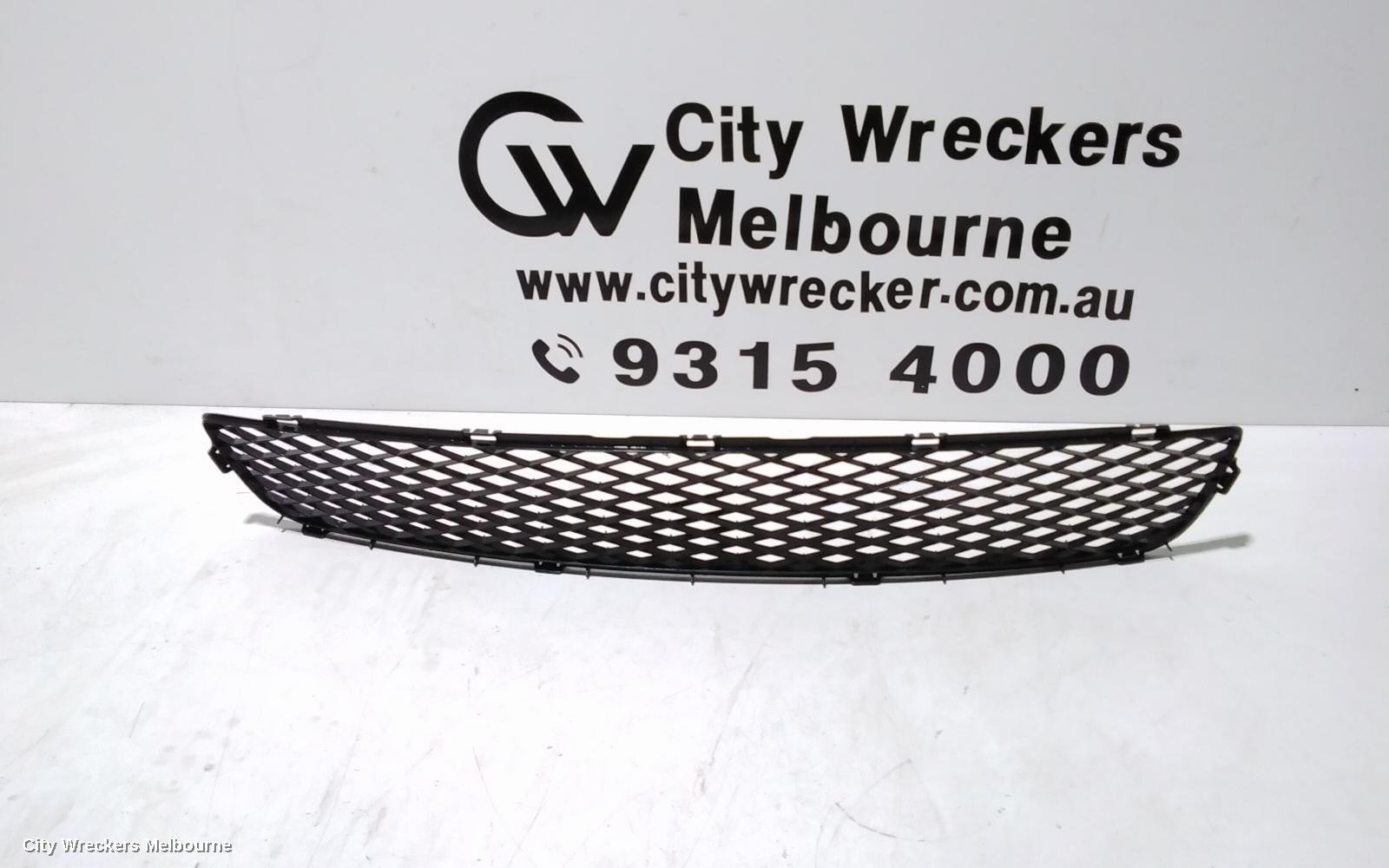 MAZDA 6 2004 Grille