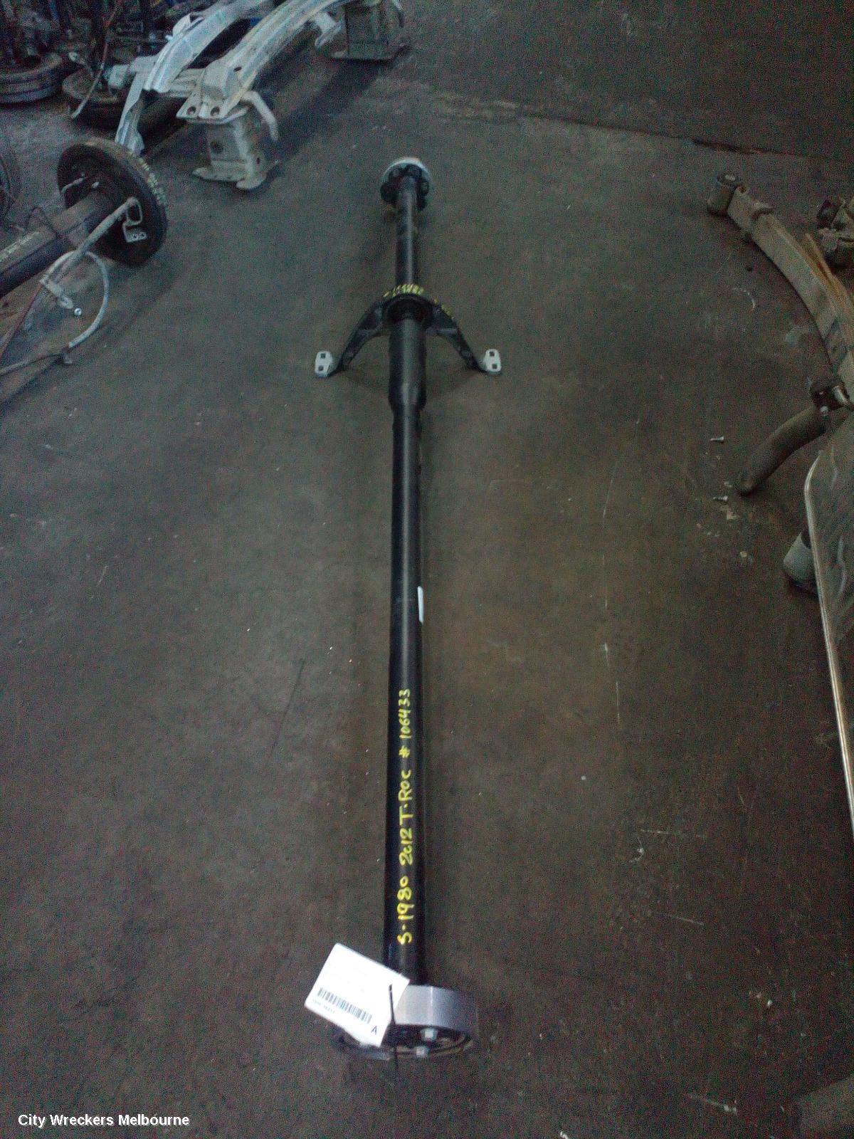 VOLKSWAGEN T-ROC 2021 Rear Drive Shaft