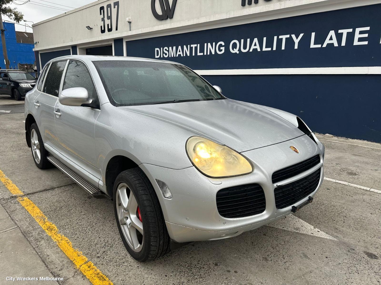 PORSCHE CAYENNE 2004 Right Door Mirror