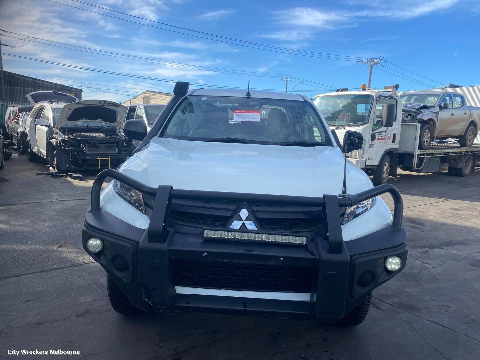 MITSUBISHI TRITON 2019 Caliper