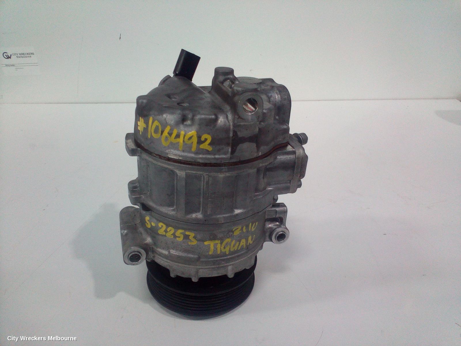 VOLKSWAGEN TIGUAN 2010 A/C Compressor