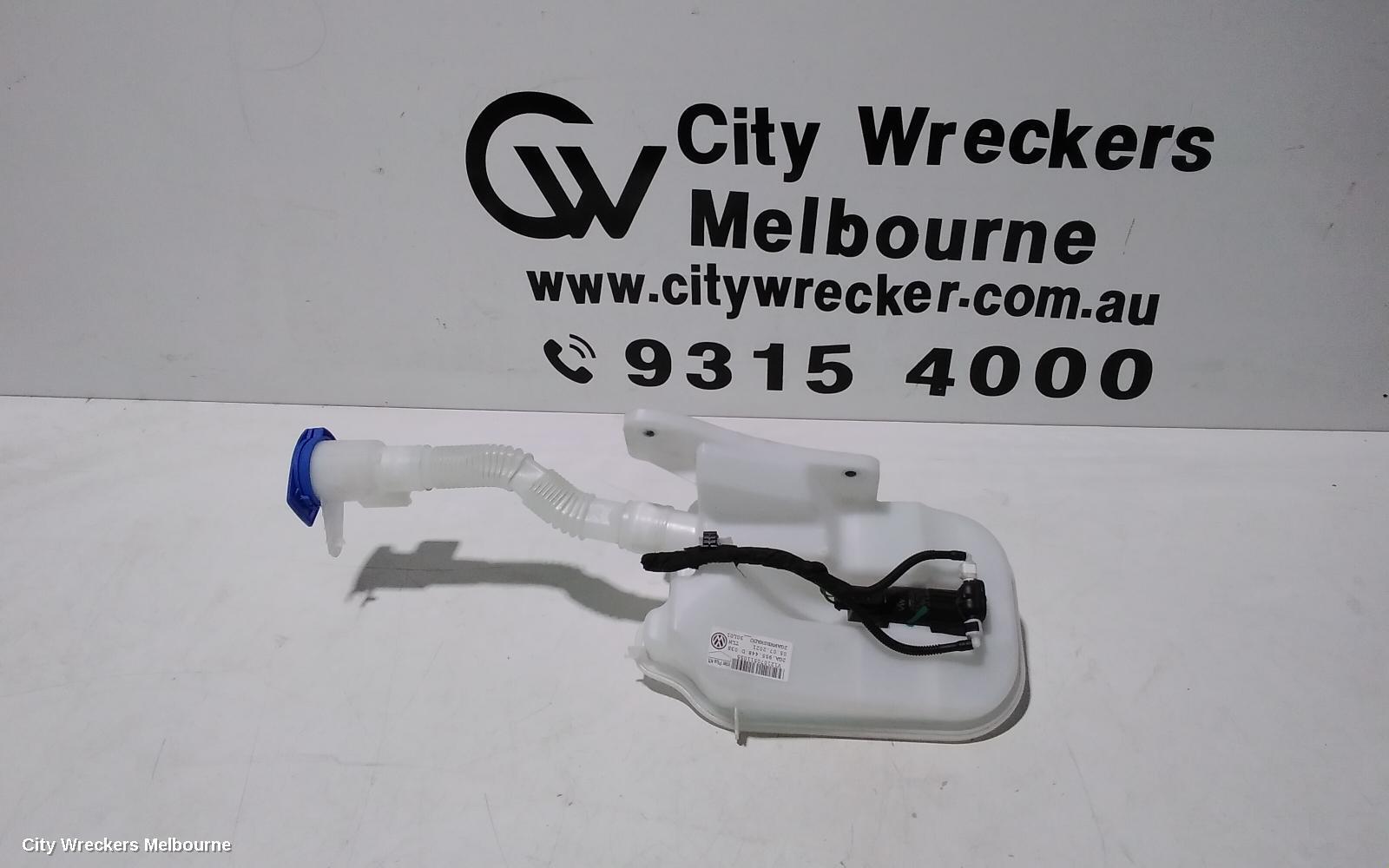 VOLKSWAGEN T-ROC 2021 Washer Bottle