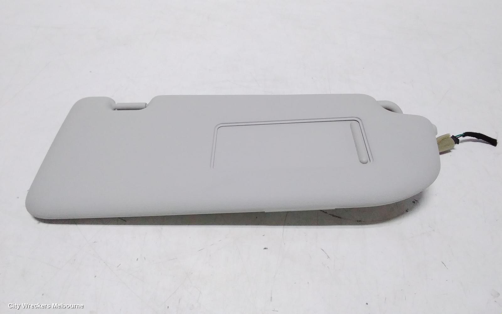 MG HS 2022 Sunvisor