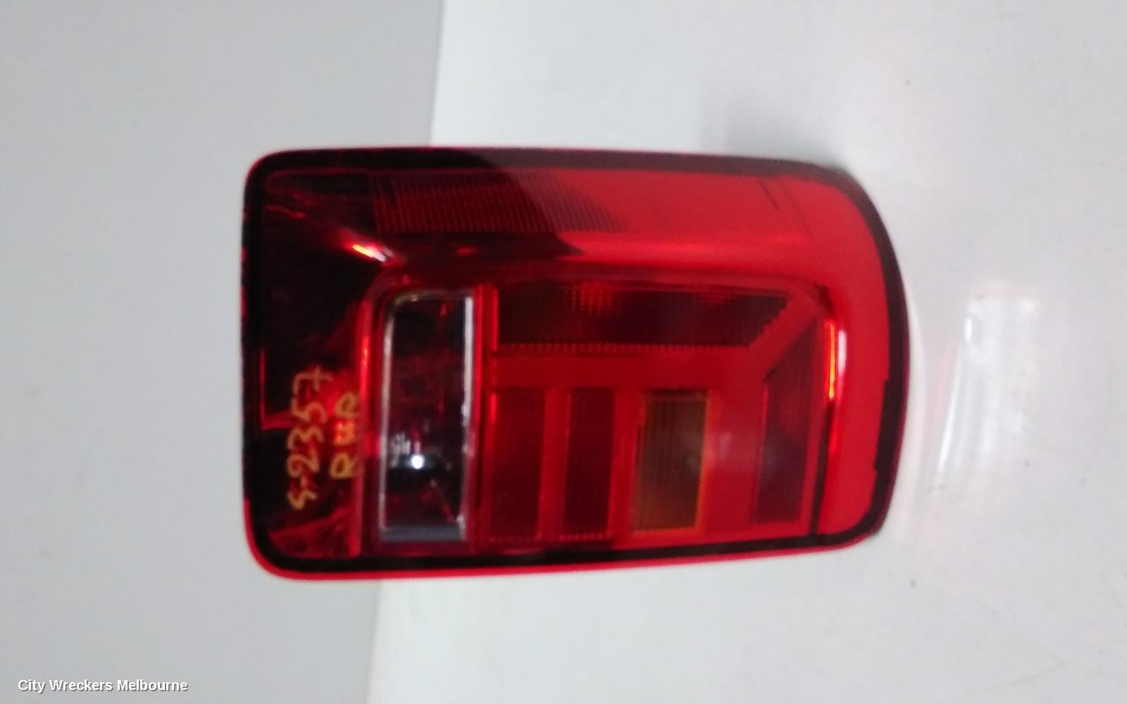 VOLKSWAGEN CADDY 2016 Right Taillight