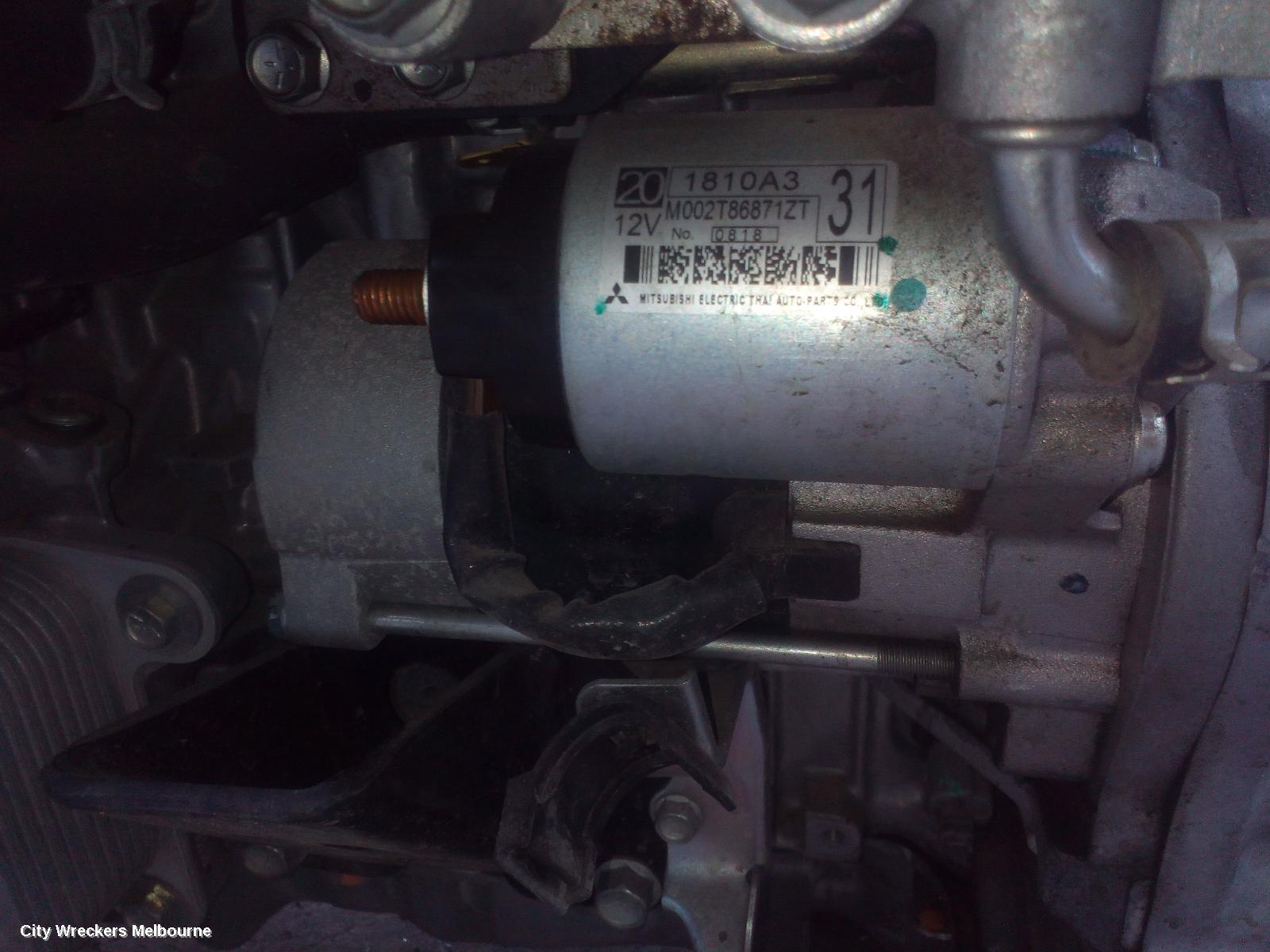 MITSUBISHI TRITON 2021 Starter