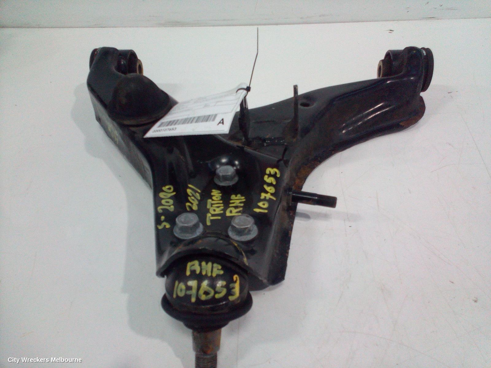 MITSUBISHI TRITON 2021 Right Front Lower Control Arm