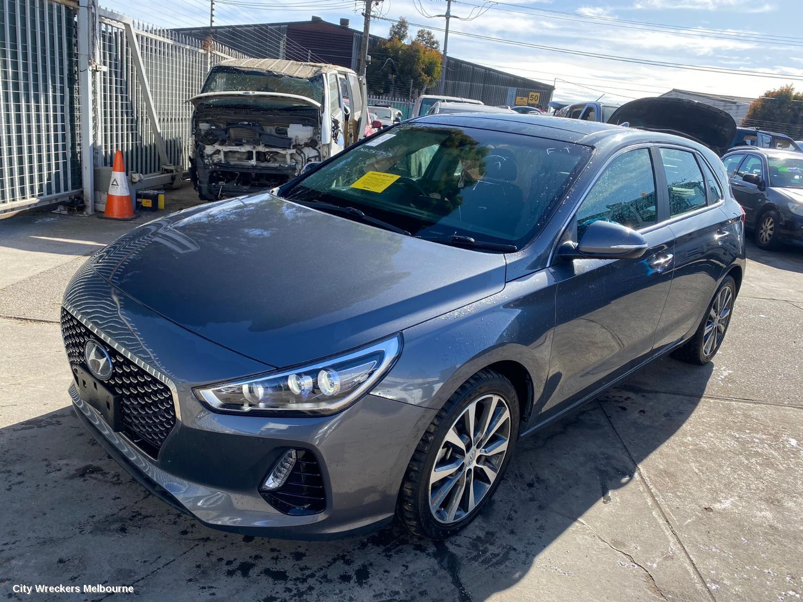 HYUNDAI I30 2019 Left Door Mirror