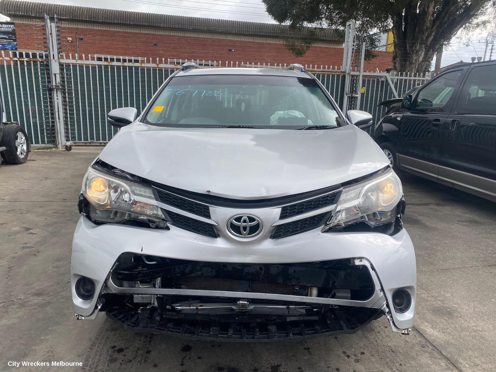 TOYOTA RAV4 2014 Rear Garnish