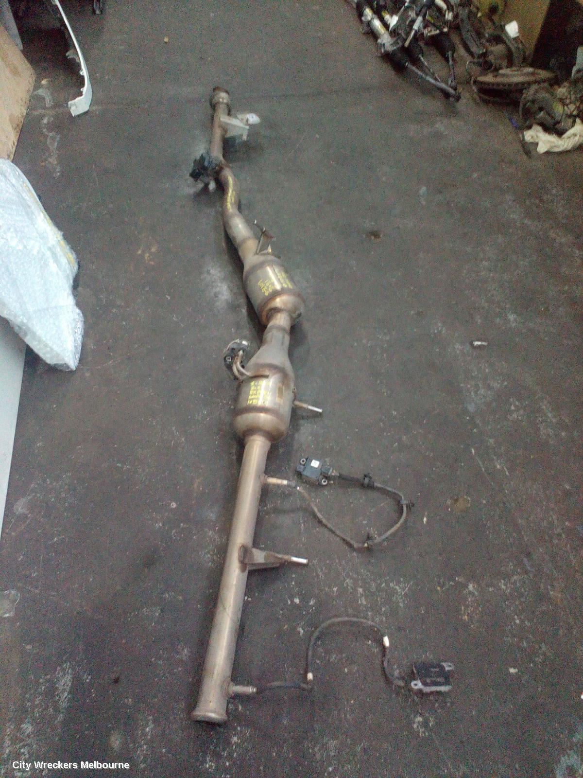 MITSUBISHI EXPRESS 2021 Catalytic Converter