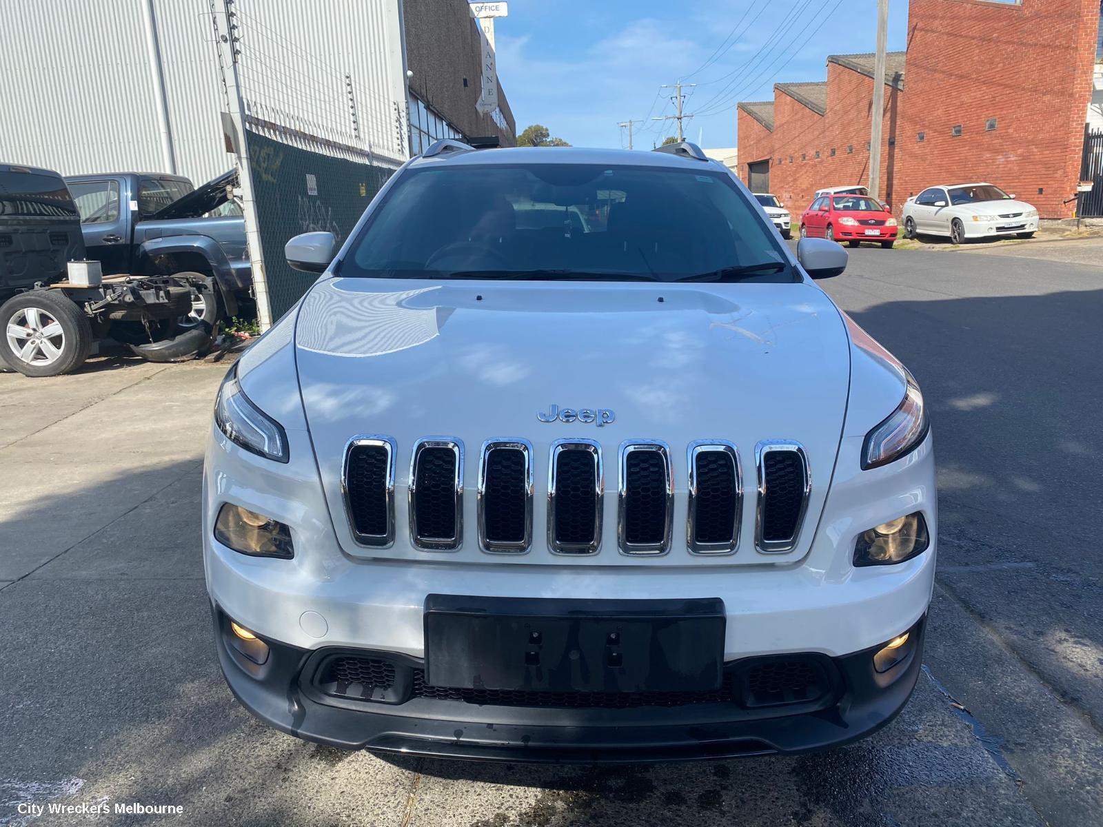 JEEP CHEROKEE 2016 Radiator