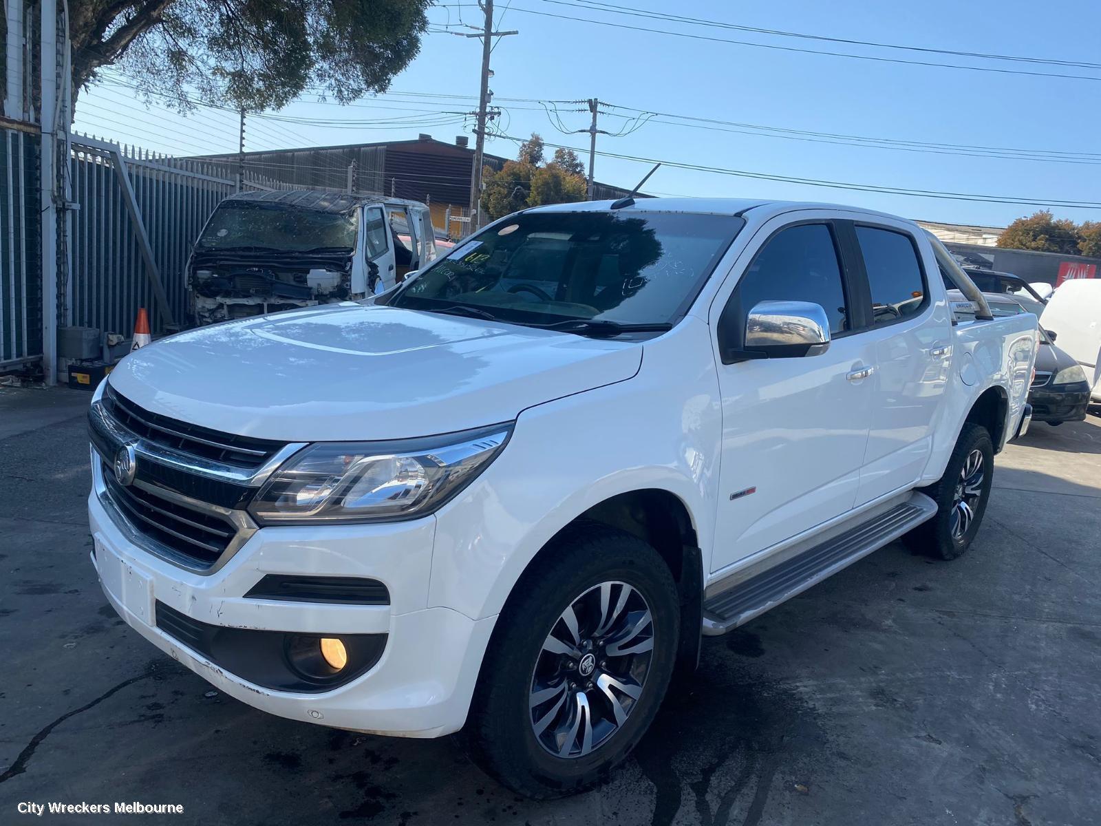 HOLDEN COLORADO 2017 Right Door Mirror