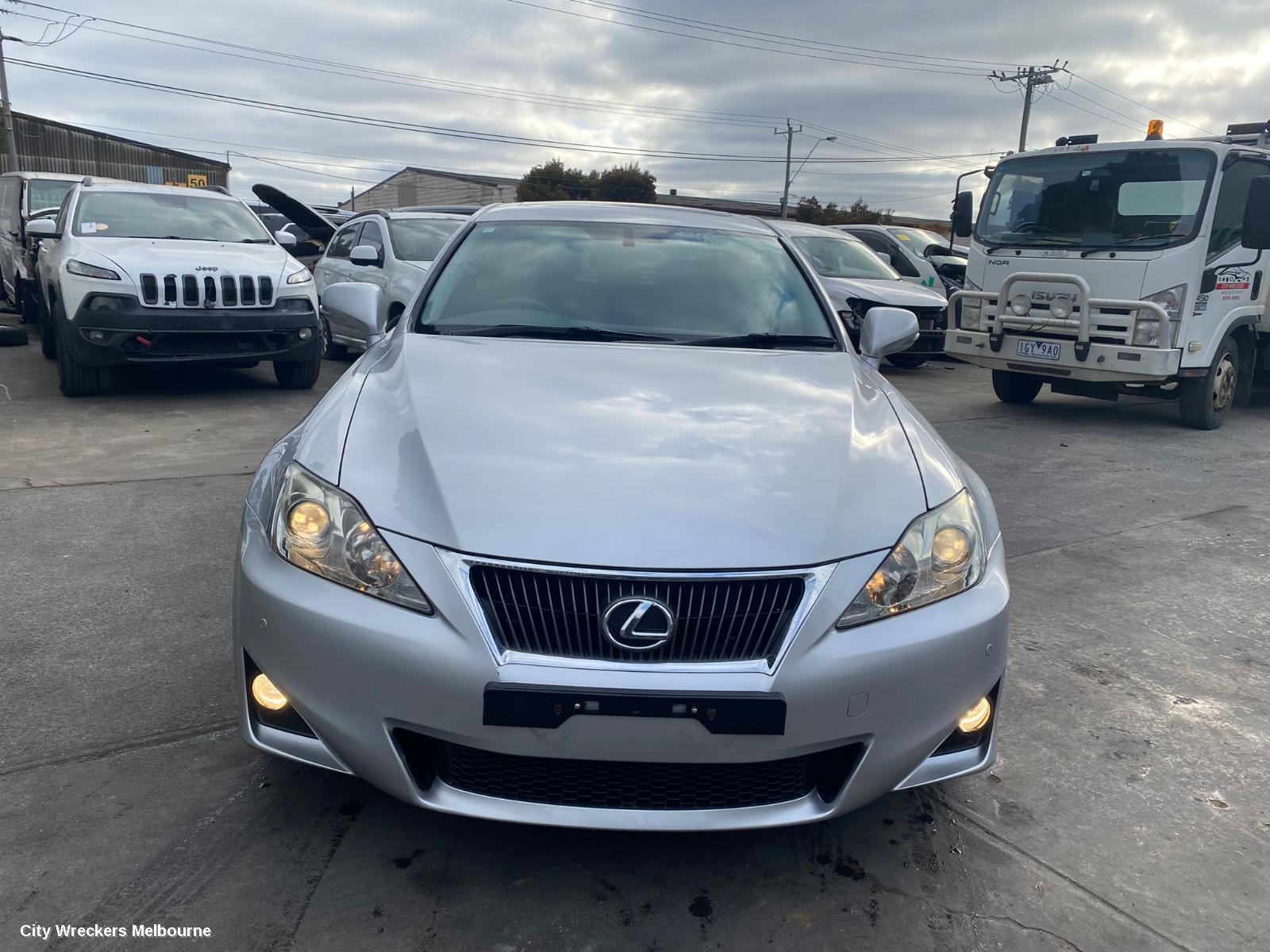 LEXUS IS250/IS250C 2011 Fan