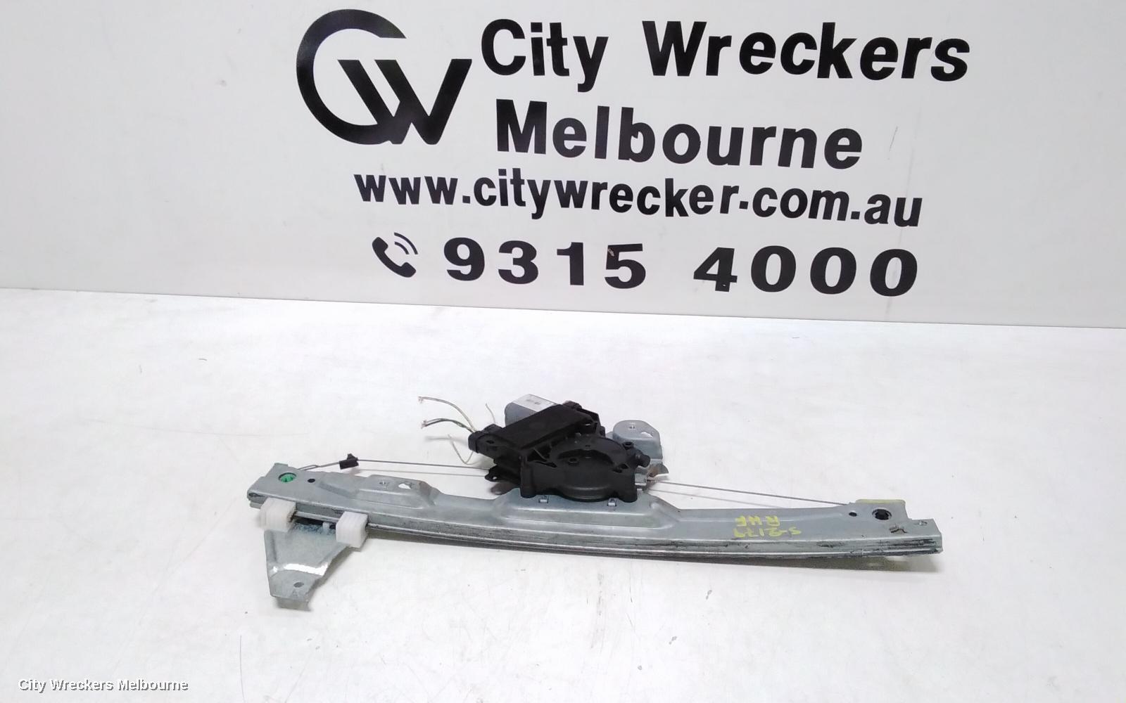 PEUGEOT 308 2011 Right Front Window Reg/Motor