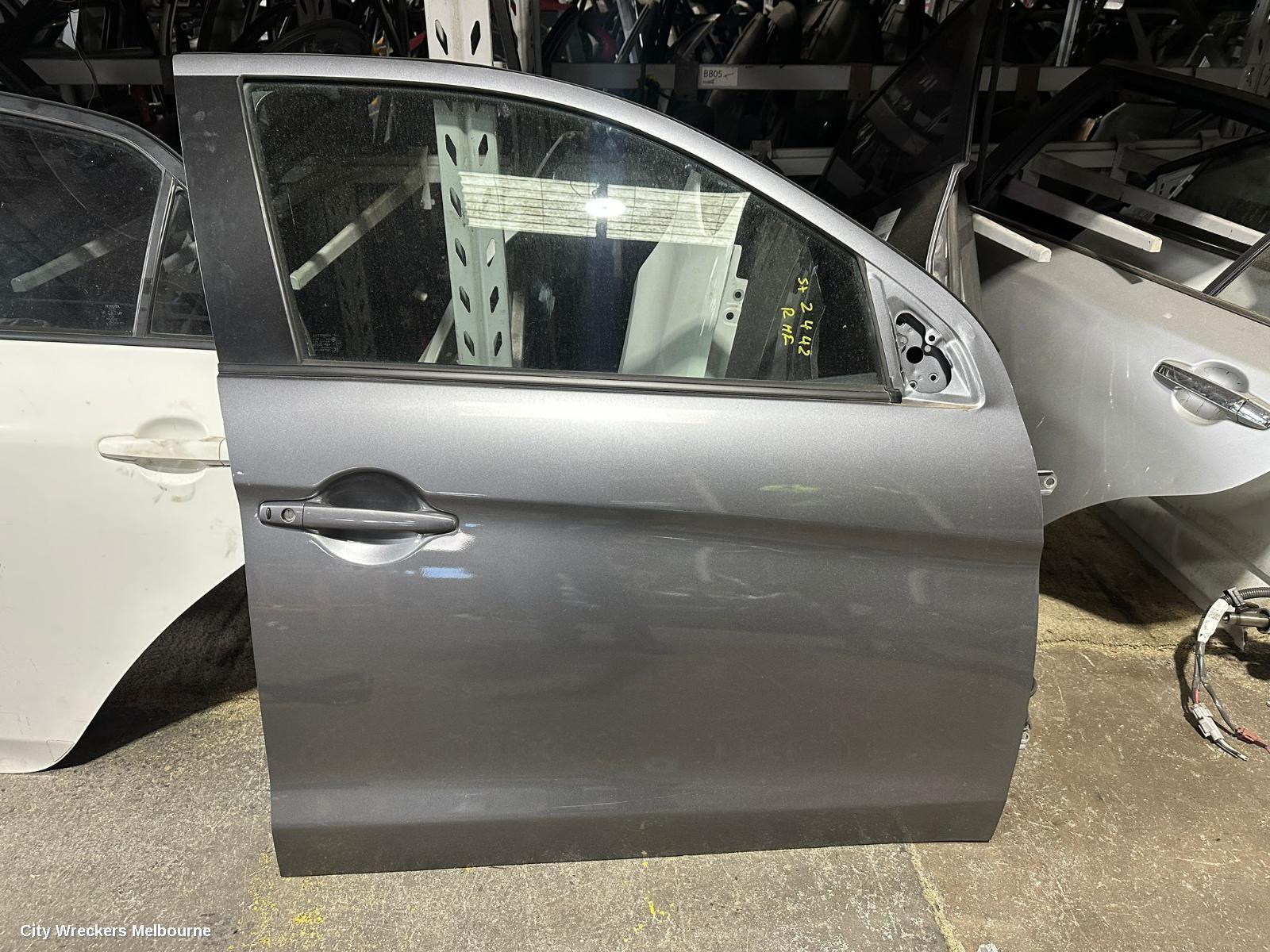 MITSUBISHI ASX 2022 Right Front Door