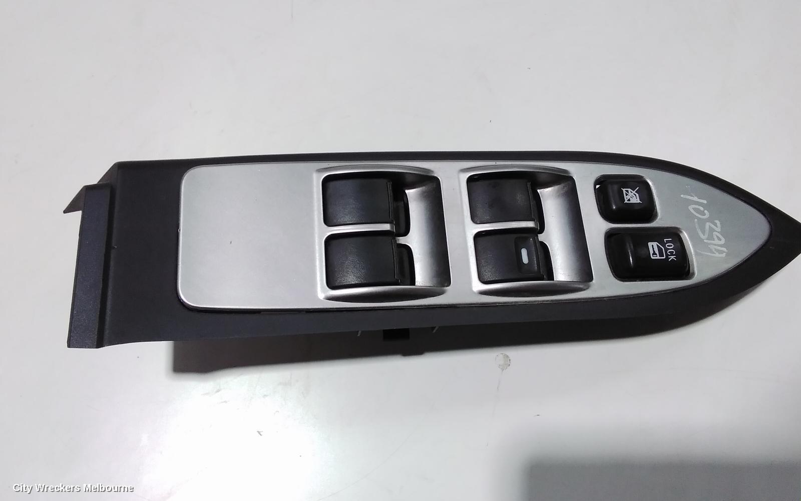 MITSUBISHI PAJERO 2011 Pwr Dr Wind Switch